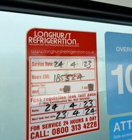 Белый Мерседес Sprinter, объемом двигателя 2.1 л и пробегом 399 тыс. км за 25500 $, фото 38 на Automoto.ua