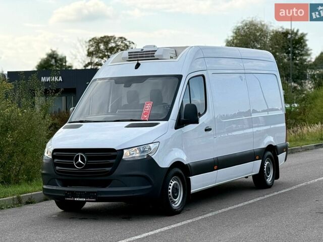Белый Мерседес Sprinter, объемом двигателя 2.2 л и пробегом 315 тыс. км за 26200 $, фото 6 на Automoto.ua