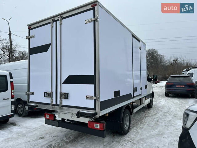 Белый Мерседес Sprinter, объемом двигателя 3 л и пробегом 222 тыс. км за 44499 $, фото 7 на Automoto.ua