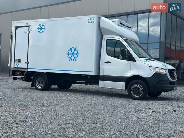 Белый Мерседес Sprinter, объемом двигателя 2.2 л и пробегом 190 тыс. км за 35900 $, фото 3 на Automoto.ua