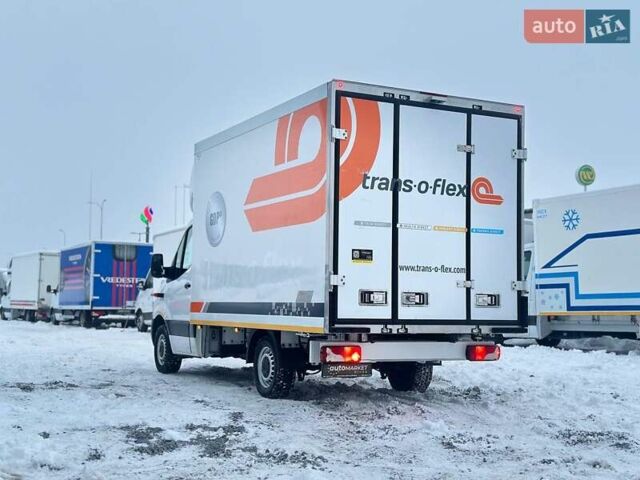Белый Мерседес Sprinter, объемом двигателя 2.2 л и пробегом 166 тыс. км за 26800 $, фото 11 на Automoto.ua
