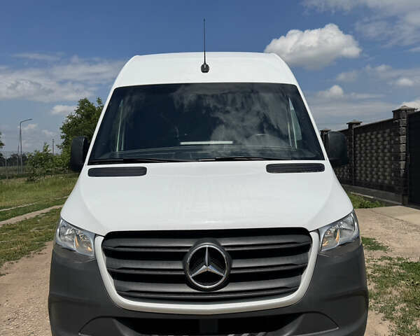 Белый Мерседес Sprinter, объемом двигателя 2.2 л и пробегом 210 тыс. км за 30800 $, фото 33 на Automoto.ua