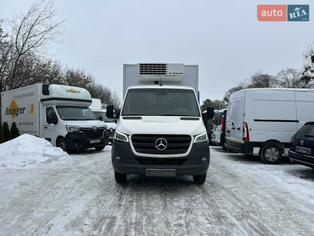 Белый Мерседес Sprinter, объемом двигателя 3 л и пробегом 222 тыс. км за 44499 $, фото 2 на Automoto.ua