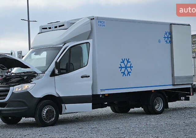Белый Мерседес Sprinter, объемом двигателя 2.2 л и пробегом 190 тыс. км за 35900 $, фото 39 на Automoto.ua