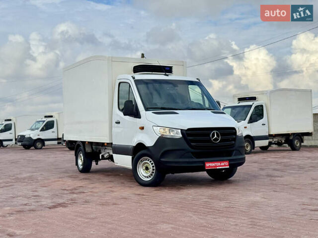 Белый Мерседес Sprinter, объемом двигателя 2 л и пробегом 259 тыс. км за 24250 $, фото 2 на Automoto.ua