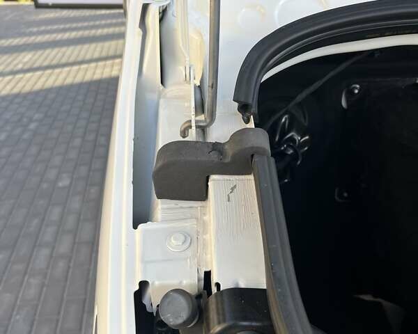 Білий Мерседес Sprinter, об'ємом двигуна 3 л та пробігом 222 тис. км за 44400 $, фото 17 на Automoto.ua