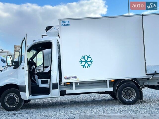 Белый Мерседес Sprinter, объемом двигателя 2.2 л и пробегом 152 тыс. км за 33900 $, фото 31 на Automoto.ua