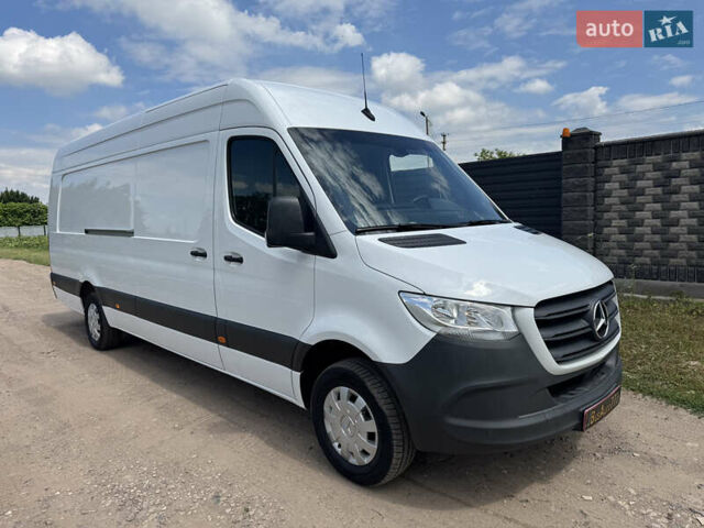 Белый Мерседес Sprinter, объемом двигателя 2.2 л и пробегом 210 тыс. км за 30800 $, фото 39 на Automoto.ua