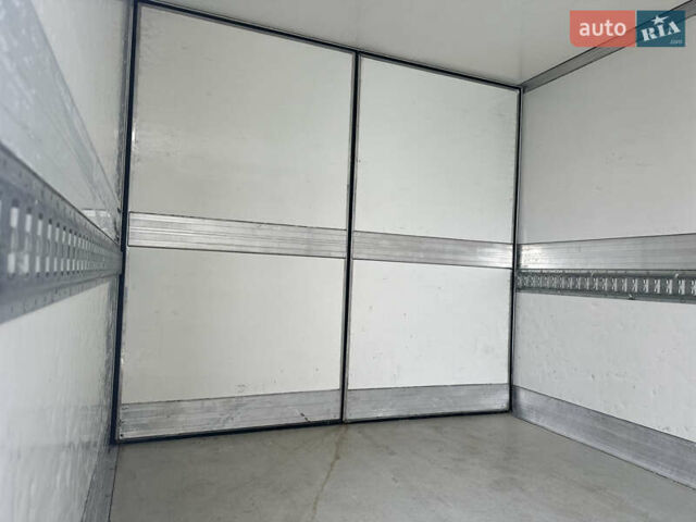 Белый Мерседес Sprinter, объемом двигателя 3 л и пробегом 134 тыс. км за 45800 $, фото 23 на Automoto.ua