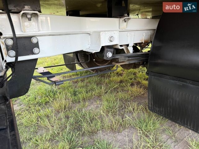 Белый Мерседес Sprinter, объемом двигателя 2.2 л и пробегом 242 тыс. км за 35900 $, фото 77 на Automoto.ua