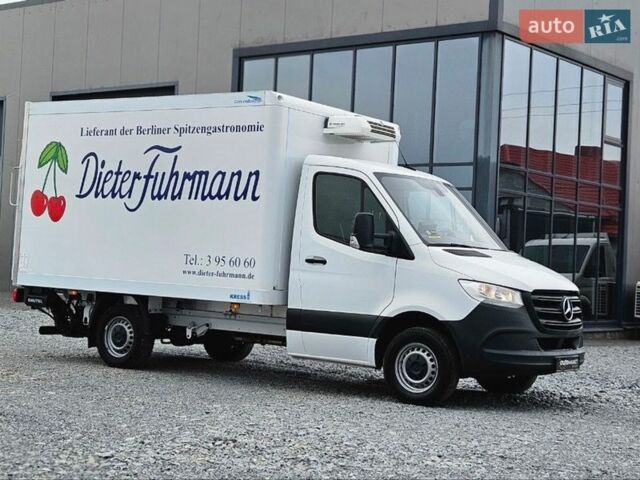 Белый Мерседес Sprinter, объемом двигателя 2.2 л и пробегом 189 тыс. км за 26900 $, фото 3 на Automoto.ua