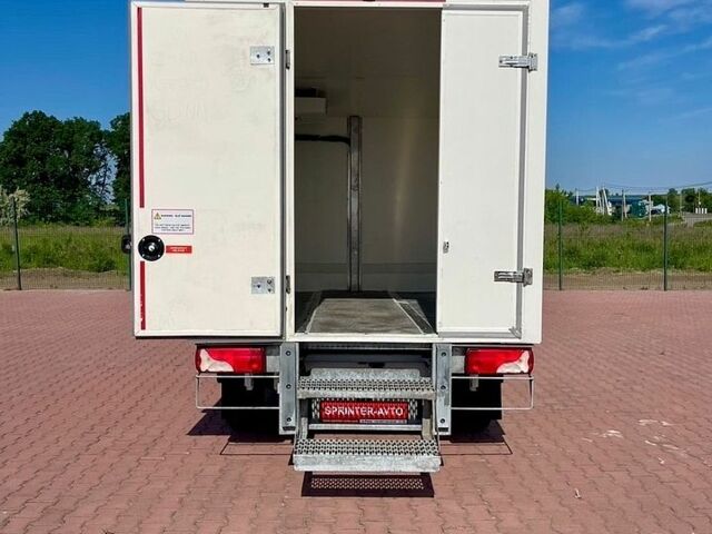 Белый Мерседес Sprinter, объемом двигателя 2 л и пробегом 232 тыс. км за 26500 $, фото 4 на Automoto.ua