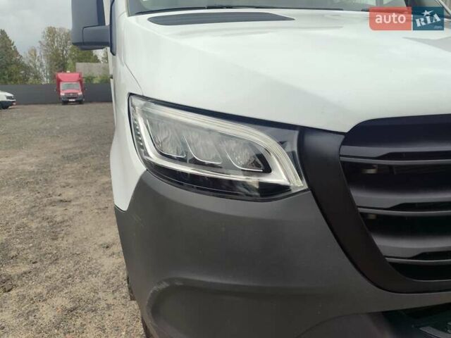 Белый Мерседес Sprinter, объемом двигателя 3 л и пробегом 341 тыс. км за 39700 $, фото 35 на Automoto.ua