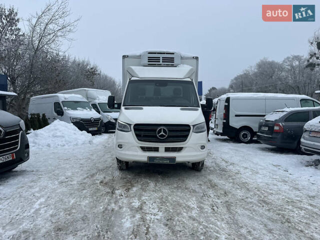 Белый Мерседес Sprinter, объемом двигателя 3 л и пробегом 134 тыс. км за 45800 $, фото 2 на Automoto.ua
