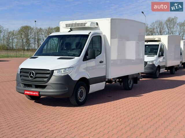 Белый Мерседес Sprinter, объемом двигателя 2.1 л и пробегом 352 тыс. км за 26500 $, фото 4 на Automoto.ua