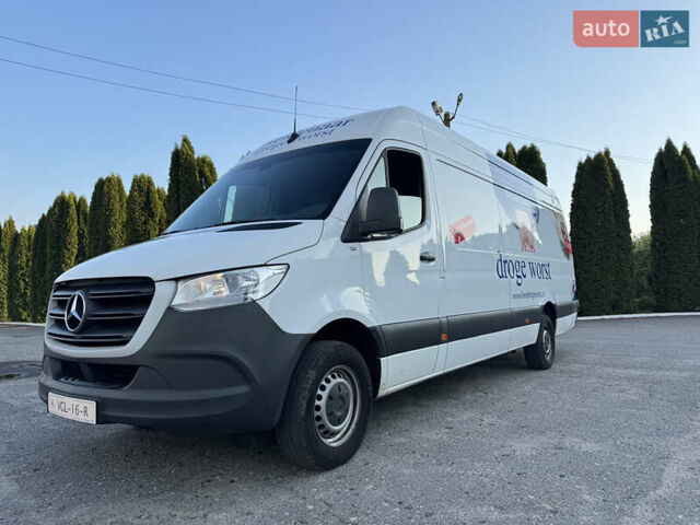 Белый Мерседес Sprinter, объемом двигателя 2.2 л и пробегом 300 тыс. км за 32500 $, фото 11 на Automoto.ua