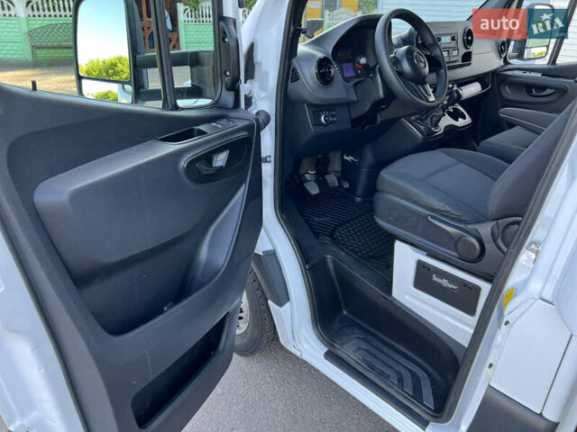 Белый Мерседес Sprinter, объемом двигателя 2.2 л и пробегом 273 тыс. км за 33500 $, фото 46 на Automoto.ua