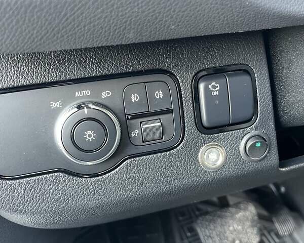 Білий Мерседес Sprinter, об'ємом двигуна 3 л та пробігом 134 тис. км за 45800 $, фото 29 на Automoto.ua