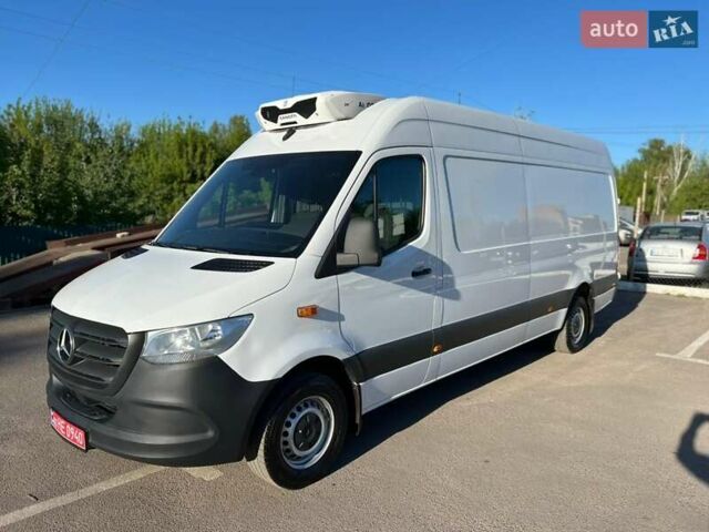 Белый Мерседес Sprinter, объемом двигателя 3 л и пробегом 279 тыс. км за 32999 $, фото 46 на Automoto.ua