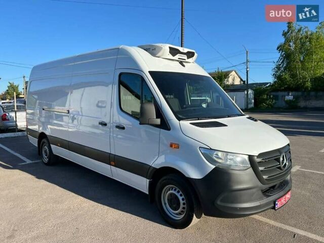 Белый Мерседес Sprinter, объемом двигателя 3 л и пробегом 279 тыс. км за 32999 $, фото 32 на Automoto.ua