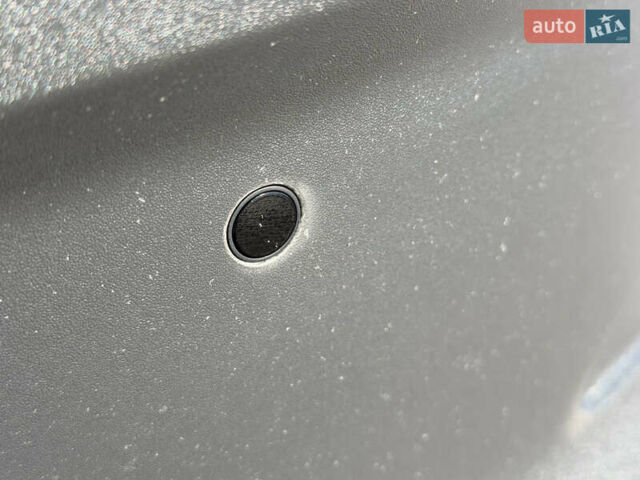 Белый Мерседес Sprinter, объемом двигателя 2.1 л и пробегом 269 тыс. км за 25500 $, фото 23 на Automoto.ua