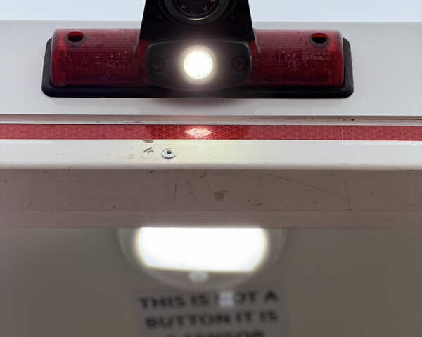 Белый Мерседес Sprinter, объемом двигателя 2 л и пробегом 223 тыс. км за 26500 $, фото 15 на Automoto.ua