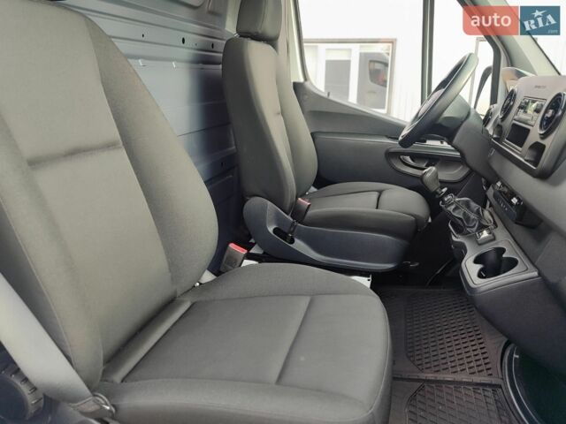 Белый Мерседес Sprinter, объемом двигателя 2 л и пробегом 378 тыс. км за 24900 $, фото 19 на Automoto.ua