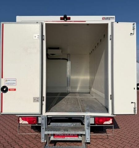 Білий Мерседес Sprinter, об'ємом двигуна 1.9 л та пробігом 159 тис. км за 28300 $, фото 9 на Automoto.ua