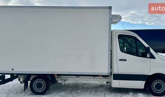 Белый Мерседес Sprinter, объемом двигателя 2.2 л и пробегом 111 тыс. км за 32950 $, фото 8 на Automoto.ua