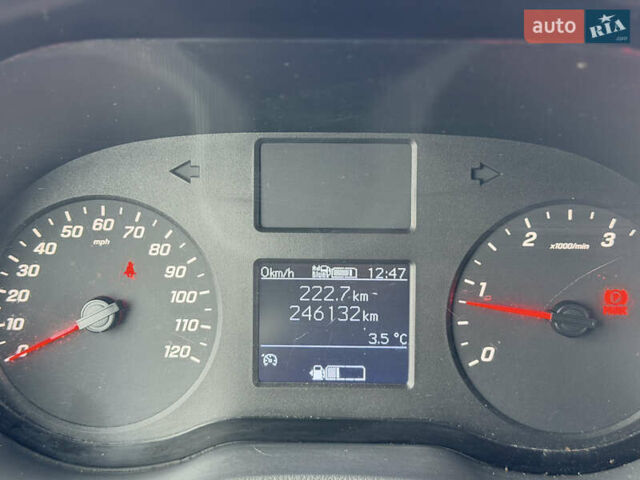 Белый Мерседес Sprinter, объемом двигателя 2.1 л и пробегом 246 тыс. км за 28850 $, фото 20 на Automoto.ua