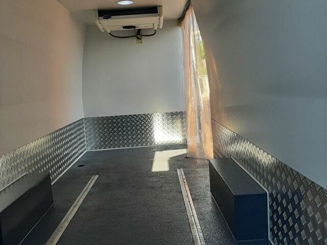 Білий Мерседес Sprinter, об'ємом двигуна 2.14 л та пробігом 130 тис. км за 43000 $, фото 2 на Automoto.ua