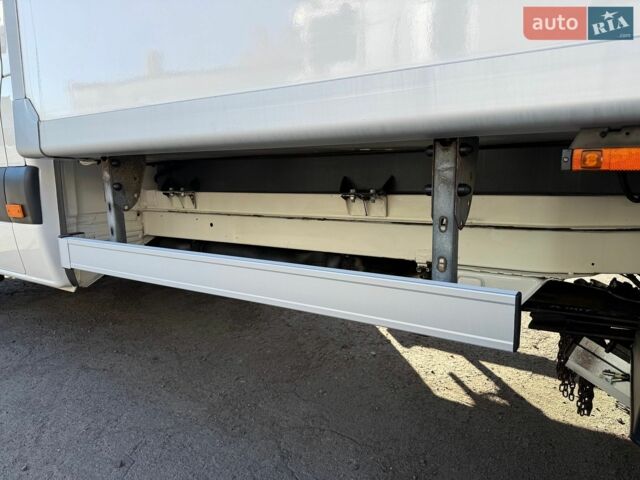 Білий Мерседес Sprinter, об'ємом двигуна 3 л та пробігом 167 тис. км за 45500 $, фото 6 на Automoto.ua