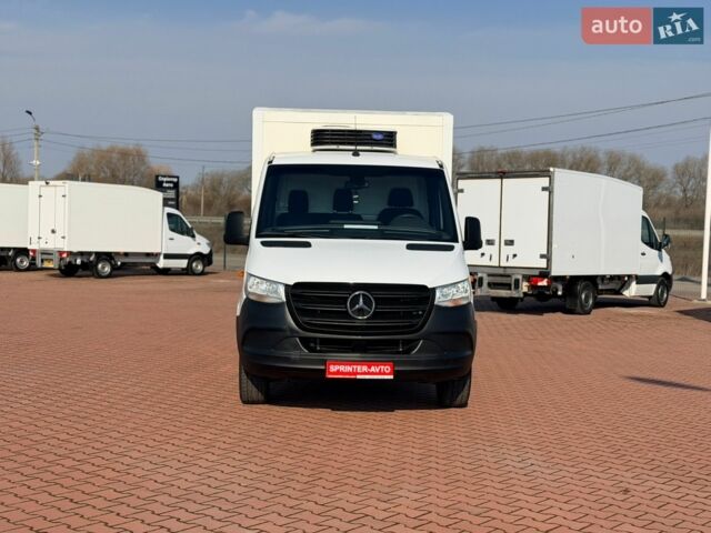 Белый Мерседес Sprinter, объемом двигателя 1.9 л и пробегом 163 тыс. км за 28300 $, фото 1 на Automoto.ua