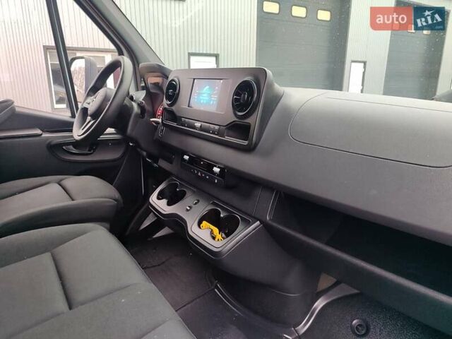 Білий Мерседес Sprinter, об'ємом двигуна 2.1 л та пробігом 300 тис. км за 29300 $, фото 28 на Automoto.ua