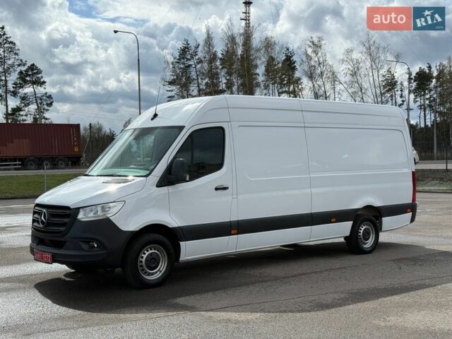 Белый Мерседес Sprinter, объемом двигателя 2 л и пробегом 351 тыс. км за 23800 $, фото 2 на Automoto.ua