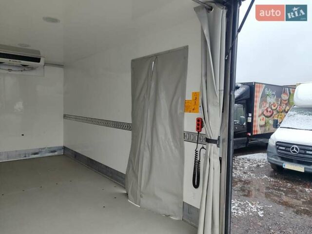 Білий Мерседес Sprinter, об'ємом двигуна 2.1 л та пробігом 300 тис. км за 29300 $, фото 33 на Automoto.ua