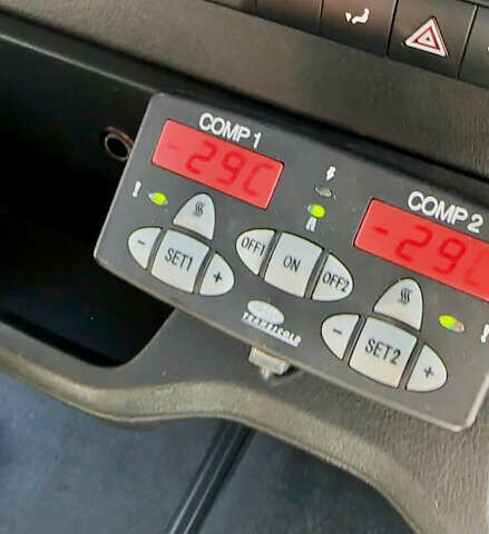 Белый Мерседес Sprinter, объемом двигателя 2.2 л и пробегом 225 тыс. км за 26165 $, фото 16 на Automoto.ua