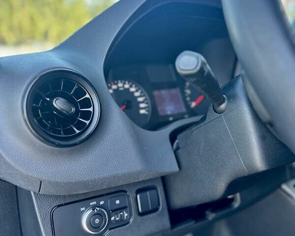 Білий Мерседес Sprinter, об'ємом двигуна 2.2 л та пробігом 112 тис. км за 32550 $, фото 32 на Automoto.ua