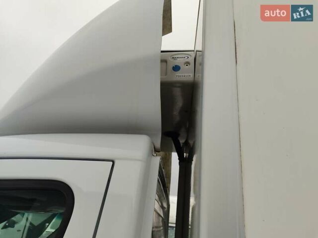 Білий Мерседес Sprinter, об'ємом двигуна 2.1 л та пробігом 208 тис. км за 31200 $, фото 17 на Automoto.ua