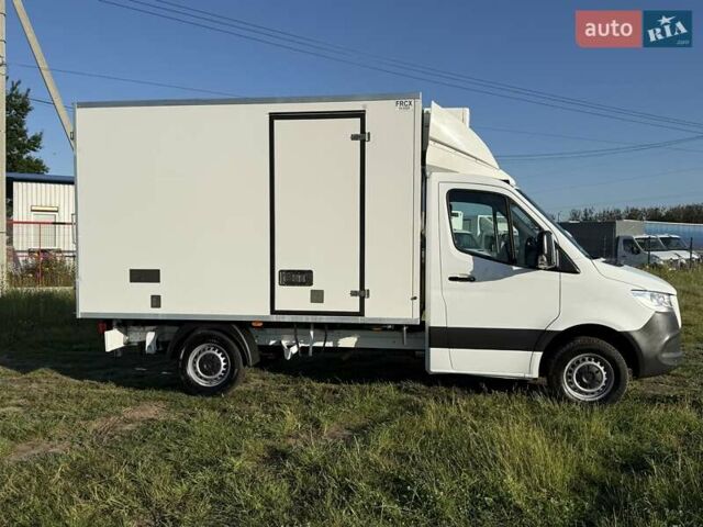 Белый Мерседес Sprinter, объемом двигателя 2.2 л и пробегом 209 тыс. км за 30650 $, фото 5 на Automoto.ua