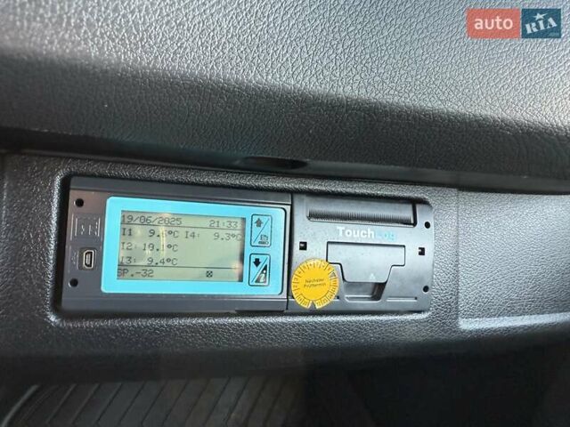 Белый Мерседес Sprinter, объемом двигателя 2.2 л и пробегом 209 тыс. км за 30650 $, фото 28 на Automoto.ua