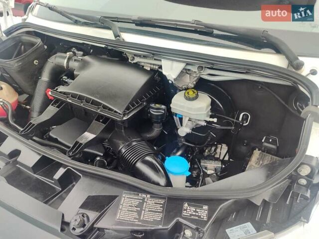 Білий Мерседес Sprinter, об'ємом двигуна 2.1 л та пробігом 208 тис. км за 31200 $, фото 31 на Automoto.ua