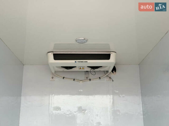 Белый Мерседес Sprinter, объемом двигателя 2.1 л и пробегом 246 тыс. км за 28850 $, фото 10 на Automoto.ua