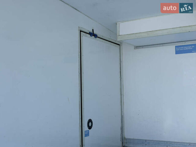 Белый Мерседес Sprinter, объемом двигателя 2.1 л и пробегом 269 тыс. км за 25500 $, фото 12 на Automoto.ua