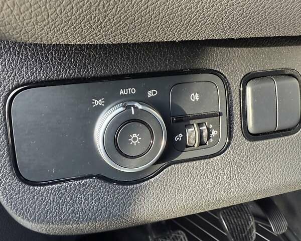 Білий Мерседес Sprinter, об'ємом двигуна 2.2 л та пробігом 209 тис. км за 30499 $, фото 41 на Automoto.ua