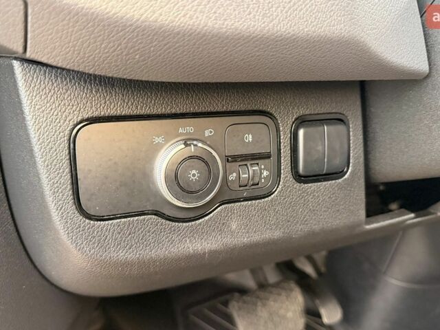 Білий Мерседес Sprinter, об'ємом двигуна 2.2 л та пробігом 220 тис. км за 29500 $, фото 28 на Automoto.ua