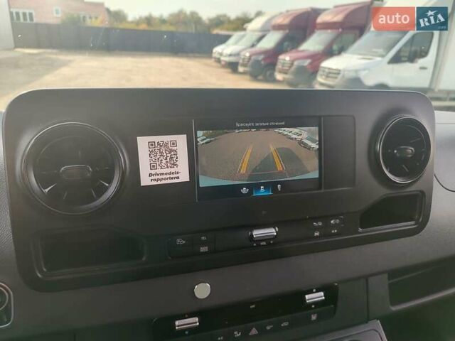 Белый Мерседес Sprinter, объемом двигателя 2.1 л и пробегом 280 тыс. км за 25900 $, фото 15 на Automoto.ua