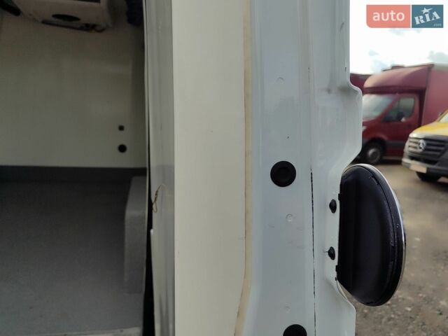 Белый Мерседес Sprinter, объемом двигателя 2 л и пробегом 378 тыс. км за 24900 $, фото 26 на Automoto.ua