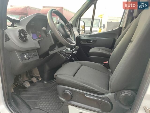 Белый Мерседес Sprinter, объемом двигателя 2 л и пробегом 378 тыс. км за 24900 $, фото 12 на Automoto.ua