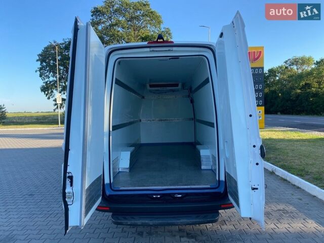 Белый Мерседес Sprinter, объемом двигателя 2 л и пробегом 268 тыс. км за 29800 $, фото 10 на Automoto.ua